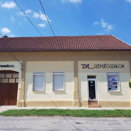 DM Vendégház Villány Esterno foto
